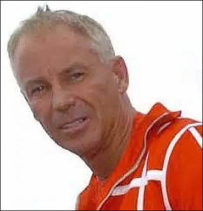 Quel véhicule a aidé Gerald Mellin à se décapiter ?