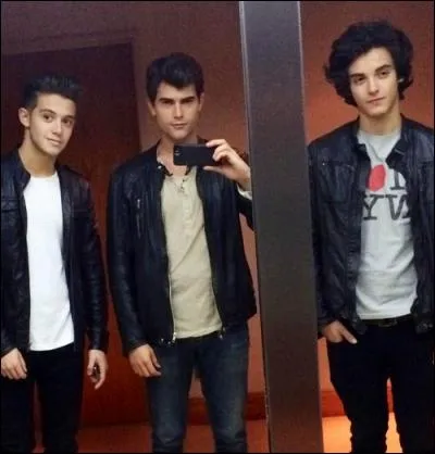 De qui Francesca est-elle amoureuse dans la saison 2 et au début de la saison 3 ?