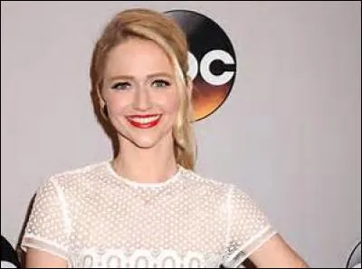 Qu'est-ce que Shelby découvre sur ses parents ?