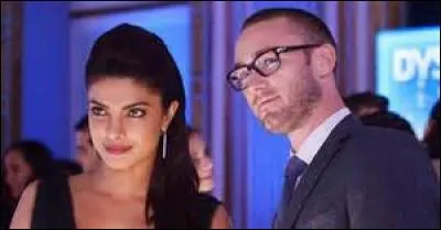 Quelle est la première activité que font Ryan et Alex dans l'épisode 1 ?