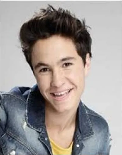 De qui Simon est-il amoureux ?