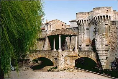 Pernes-les-Fontaines (Vaucluse) doit son nom à...