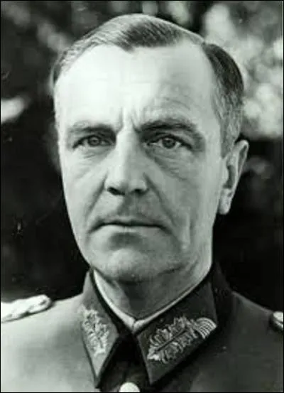 Le 31 janvier 1943, le lendemain de sa nomination comme Generalfelmarschall de l'Armée de terre allemande par Hitler, quel militaire est fait prisonnier avec sa 6e armée à Stalingrad par l'Armée rouge ?