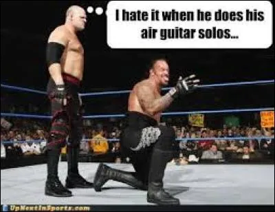 Encore trop dure ? Bon OK, alors celle-ci ? 
Quelle superstar n'a pas comme prise le chokeslam ?