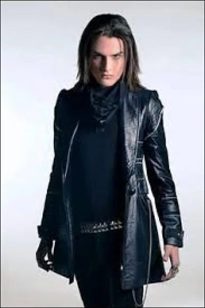 De qui Lucia est-elle amoureuse ?