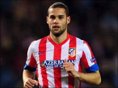 Dans quel club le milieu de Watford, Mario Suarez vient-il d'être prêté ?