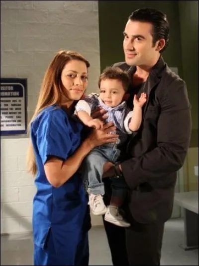 Comment s'appelle le fils de Juan Marcos et d'Angela ?