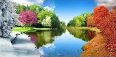 Quelle est la particularité du lac Retba au Sénégal ?