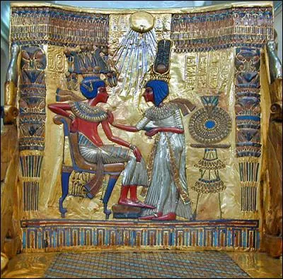 Qui est son épouse principale ?