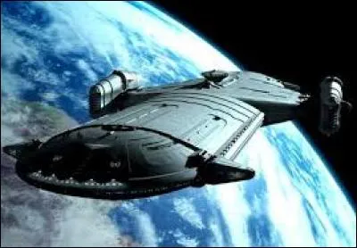 Dans les films de sciences-fictions on peut voir très souvent des vaiss"___" spati"___".