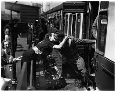 Où est-il illégal de s'embrasser ?