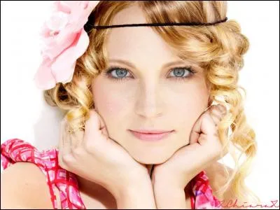 Quel est l'âge de Candice ?