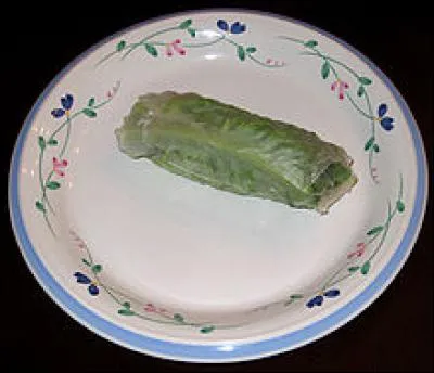 La cuisine asiatique est particulièrement friande en petits rouleaux, qu'il s'agisse de sushis... ou encore comme sur la photo de... ?