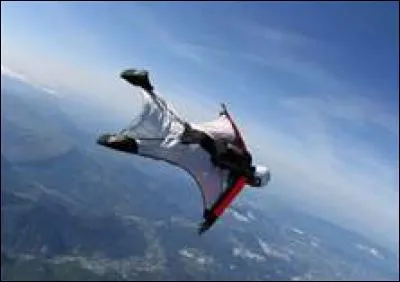 Que recherche l'amateur de Wingsuit ?