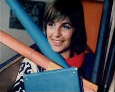 Dans cette série, déclinée par la suite sous plusieurs noms, nous suivons le quotidien d'une assistante sociale confrontée aux difficultés de toutes sortes rencontrées par les élèves d'un lycée de banlieue.