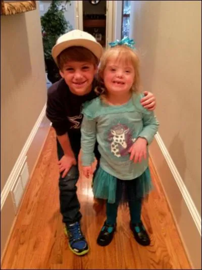 Comment s'appelle sa sur ?