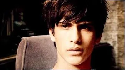 Qu'arrive-t-il à Freddie à la fin de la saison 4 ?