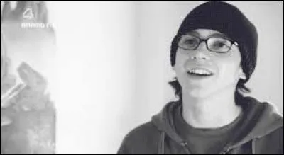 Que porte toujours Sid ?