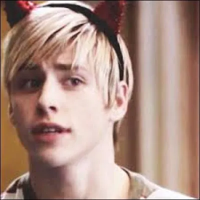 Qui est Maxxie ?