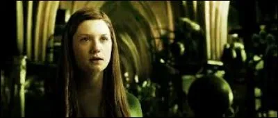 Avec qui Ginny sort-elle ?