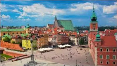 Depuis 1596, je suis la capitale de la Pologne.