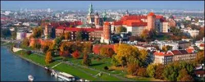 84 % de mes bâtiments ont été détruits durant la Seconde Guerre mondiale.