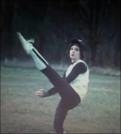 FASCINATION
Lors de la partie de baseball, quelle chanson de Muse, (le groupe préféré de Stephanie Meyer) entend-on ?