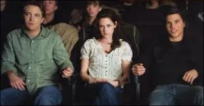 TENTATION
Quel film vont voir Bella, Jacob et Mike ?