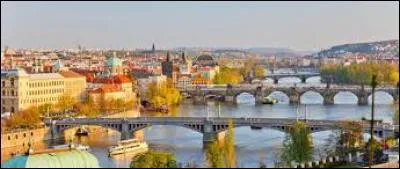 Reconnaissez-vous cette ville ?