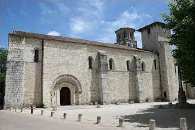 Je vous propose de faire un petit tour dans le Médoc, à Vertheuil. Nous serons ainsi en région ...