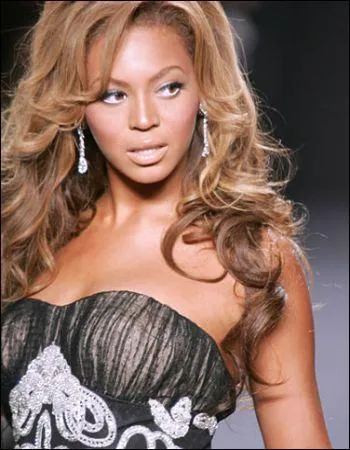 Qui est cette super belle chanteuse ?