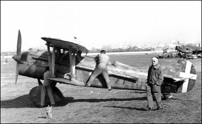 Plus de 300 chasseurs de ce type ont été livrés par Mussolini à l'armée de Franco dès l'été 1936. De quel avion s'agit-il ?
