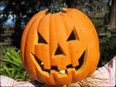 Complétez la phrase - Pumpkins are :