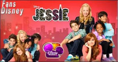 Qui est la nounou des quatre enfants de la famille Ross ?