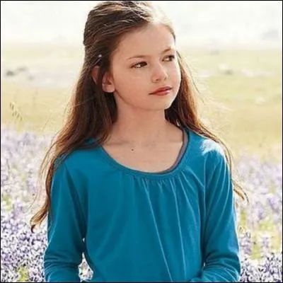 Qui sont ses parents dans la saga Twilight ?