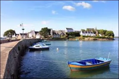 Nous partons maintenant en Bretagne, &agrave; Belz. Commune de l'arrondissement de Lorient, elle se situe dans le d&eacute;partement ...