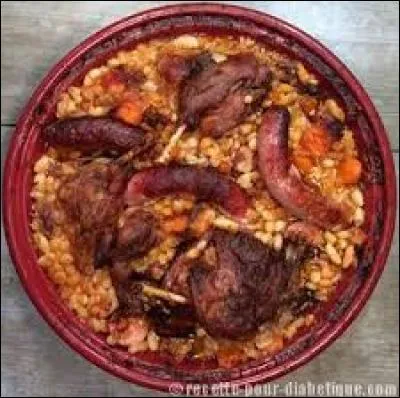 Le véritable cassoulet peut-il contenir des haricots blancs et rouges ?