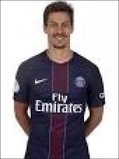 ~Troll~ Quel est le meilleur joueur du jeu ?