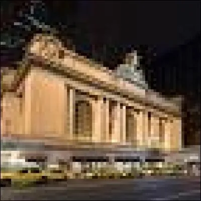 Quelle gare a été le lieu du premier attentat ?