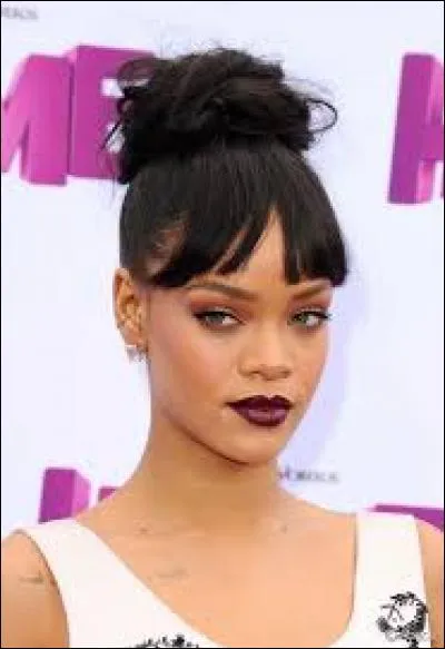 En 2013, le magazine Forbes affirme quoi sur Rihanna ?