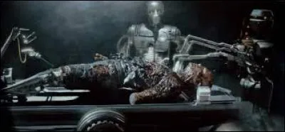 Combien de membres de son corps (artificiels ou non), Dark Vador a-t-il perdus tout au long de sa vie ?