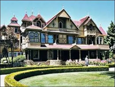 Dans quel pays se trouve la Mystérieuse Maison Winchester ?