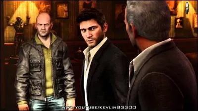 Dans Uncharted 3, au debut Drake et son Sully se rendent dans un pub pour vendre un objet, qu'est-ce ?