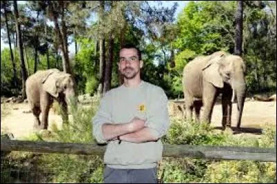 Comment Anthony est-il surnommé ?