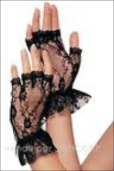 Lorsqu'elle est prise au pi&egrave;ge, o&ugrave; est donc la main ?