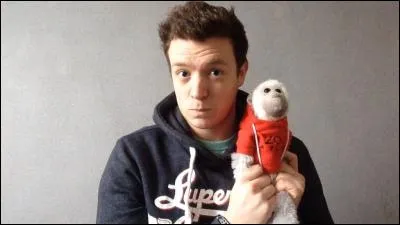 Qui est ce youtubeur ?