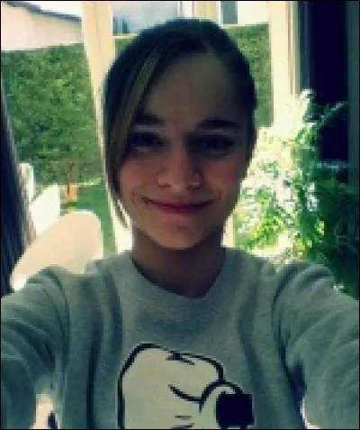 Qui est cette youtubeuse ?