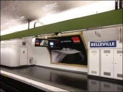 La station Belleville est desservie par :