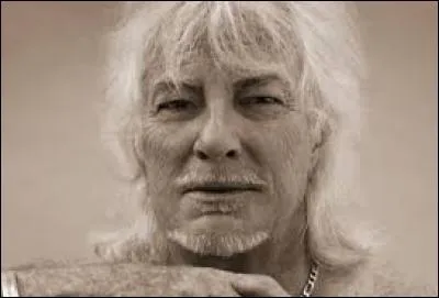 Quel prénom féminin Hugues Aufray nous chante-t-il en 1966 ?