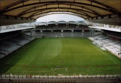 Comment s'appelle ce stade ?